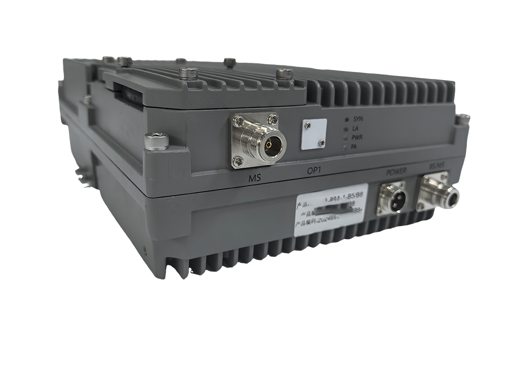  张家川三频手机信号接收器2000㎡